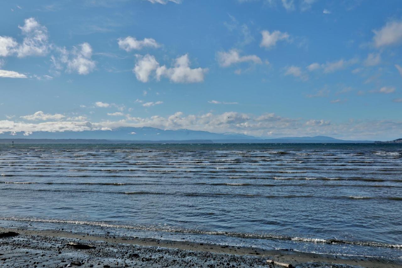 Maxwelton Beach Sunsets! Kayaks & Paddleboards! 1 Min Walk To The Water! Clinton 外观 照片